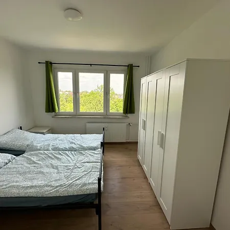 Monteurswohnung Fuer 4 Personen *
