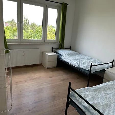 Apartment Monteurswohnung Fuer 4 Personen Zeitz