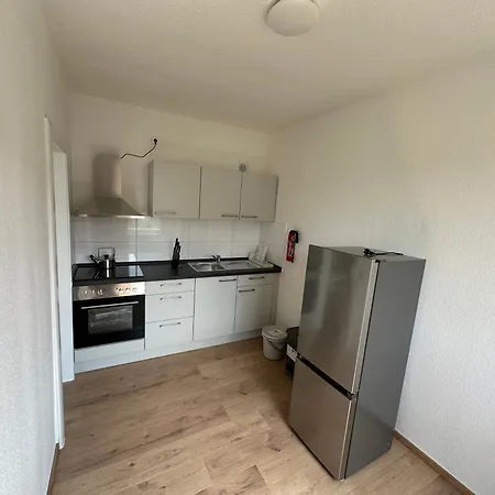 Monteurswohnung Fuer 4 Personen * Zeitz